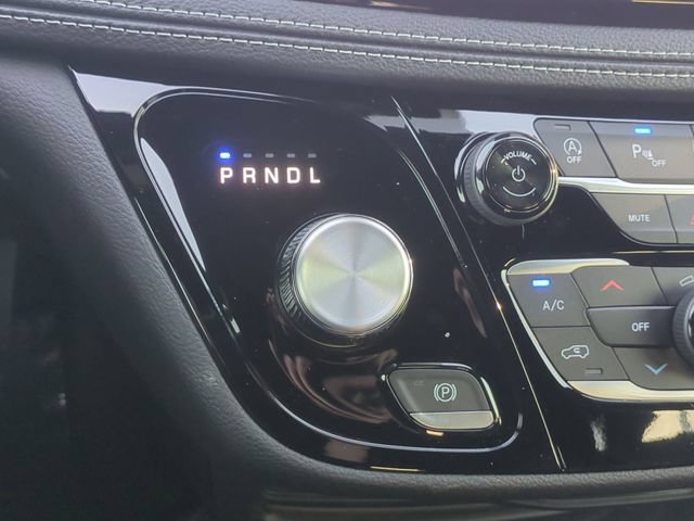 New 2026 Chrysler Pacifica Select FWD image 19