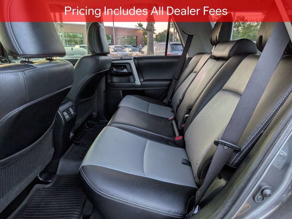 Certified 2022 Toyota 4Runner SR5 Premium w/ Moonroof Package AWD/4WD image 15