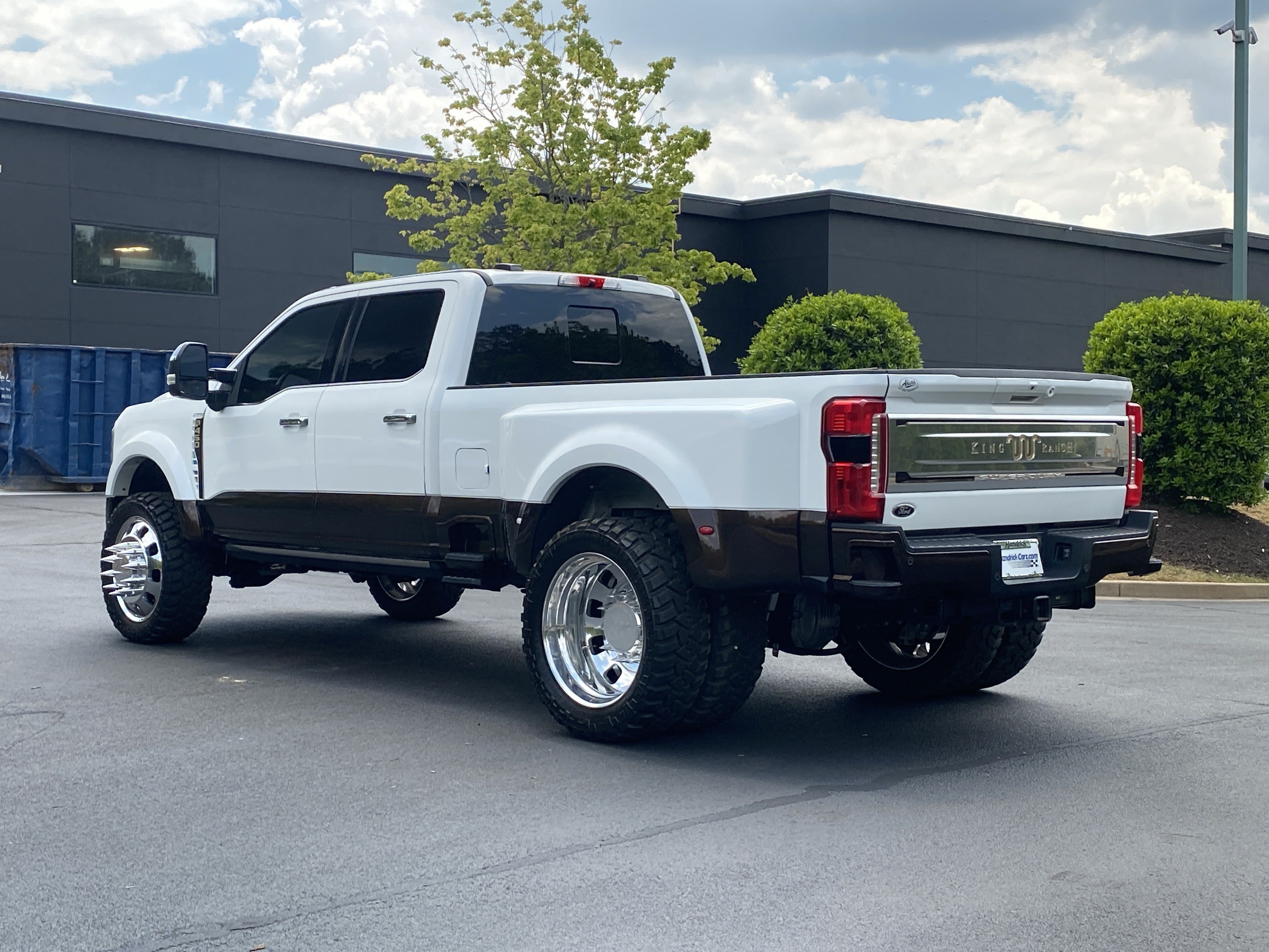 Used 2025 Ford F450 King Ranch w/ Chrome Package AWD/4WD image 15