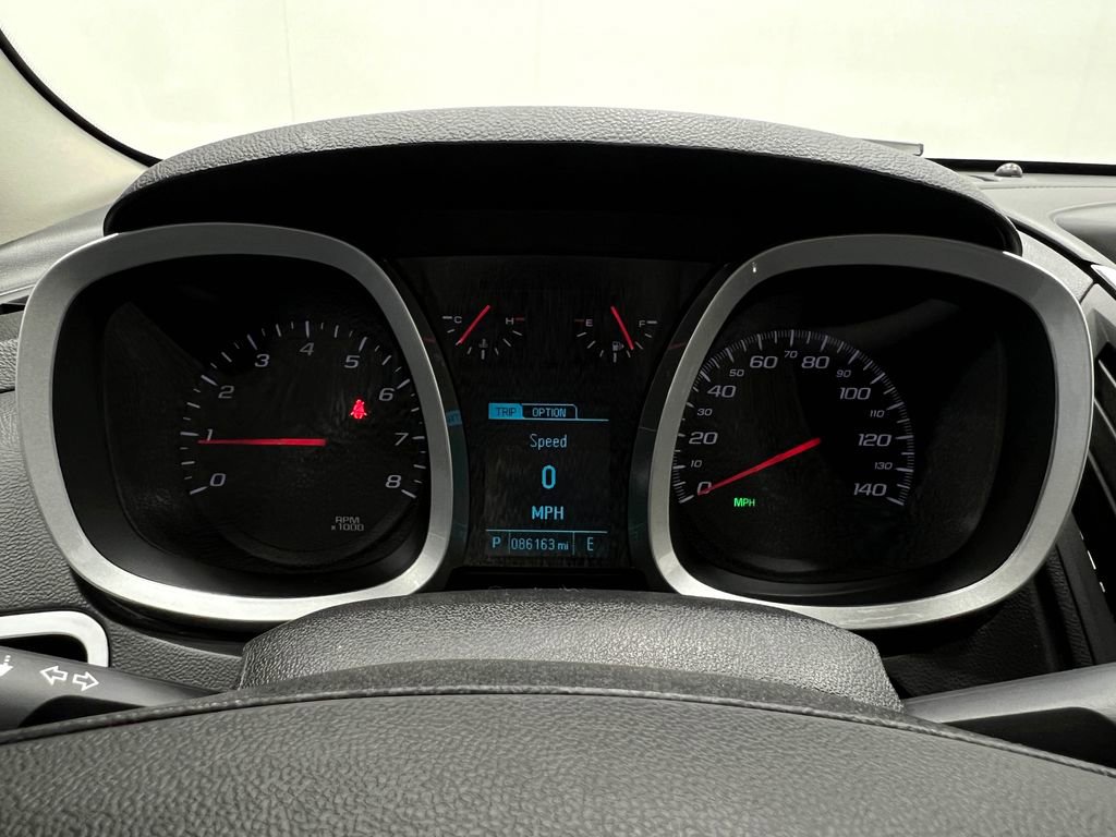 Used 2017 Chevrolet Equinox LS image 23