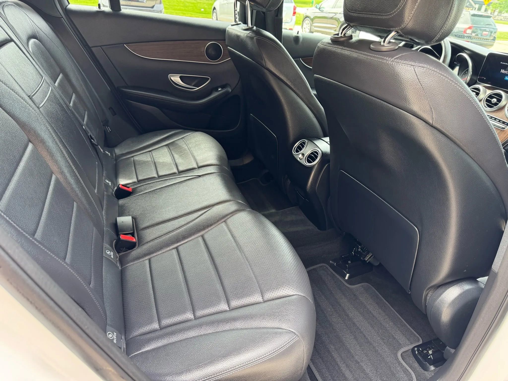 Used 2021 Mercedes-Benz GLC 300 4MATIC image 15