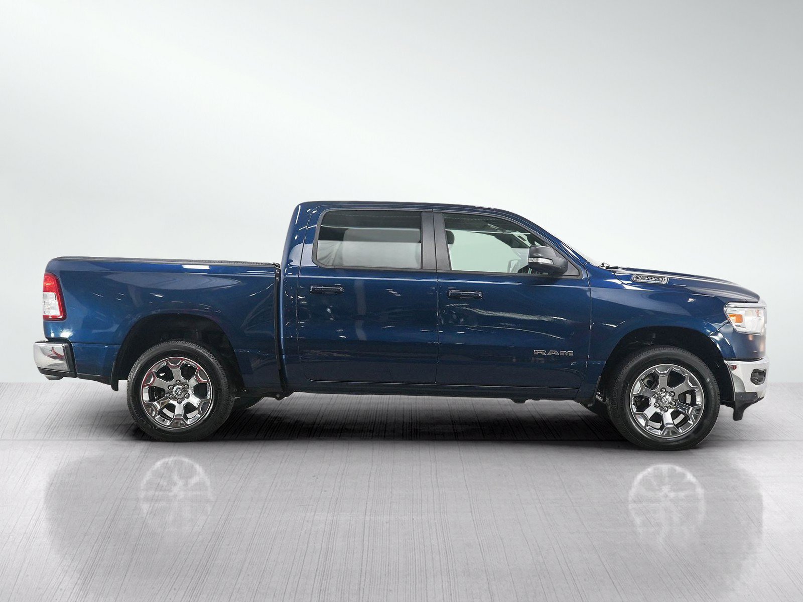 Used 2022 RAM 1500 Big Horn AWD/4WD image 6