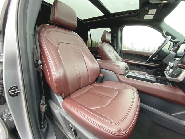 Used 2024 Ford Expedition Max Limited AWD/4WD image 29