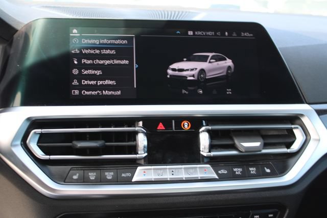 Used 2022 BMW 330e w/ Convenience Package RWD image 29