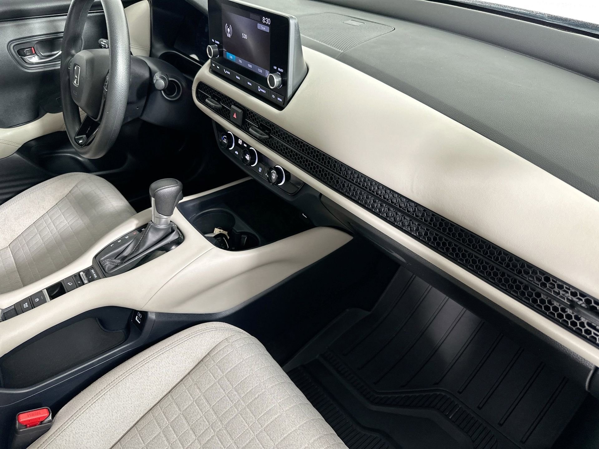 Used 2023 Honda HR-V LX image 26