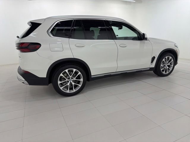 Used 2026 BMW X5 xDrive40i w/ Climate Comfort Package AWD/4WD image 6