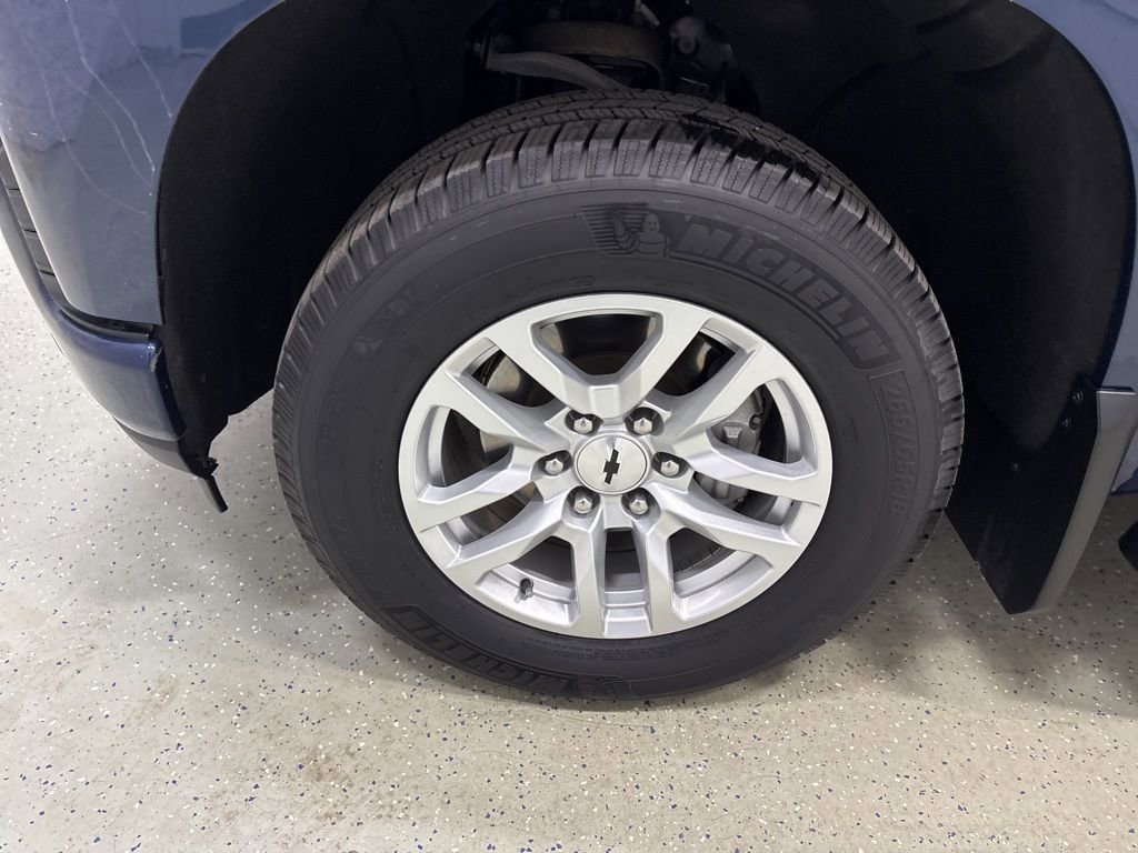 Used 2021 Chevrolet Silverado 1500 RST image 12