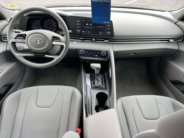 Used 2023 Hyundai Elantra SEL FWD image 13