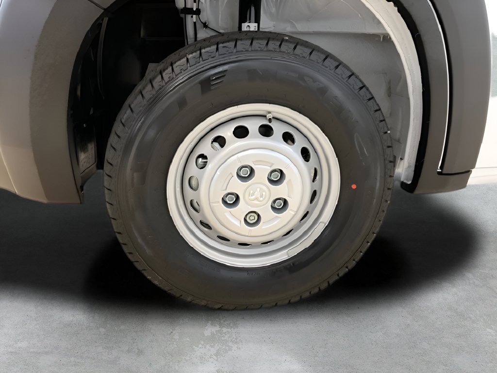 New 2026 RAM ProMaster 2500 w/ Convenience Group FWD image 21