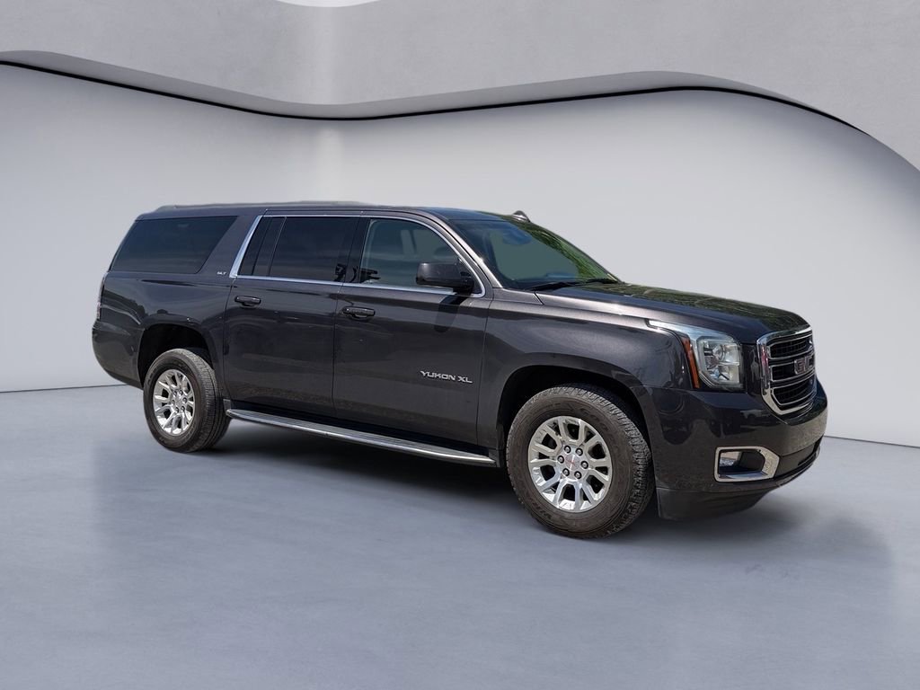 Used 2017 GMC Yukon XL SLT AWD/4WD image 8