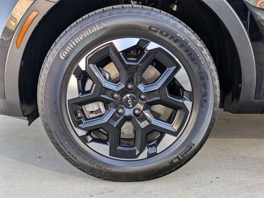 Used 2024 Kia Sorento S image 31