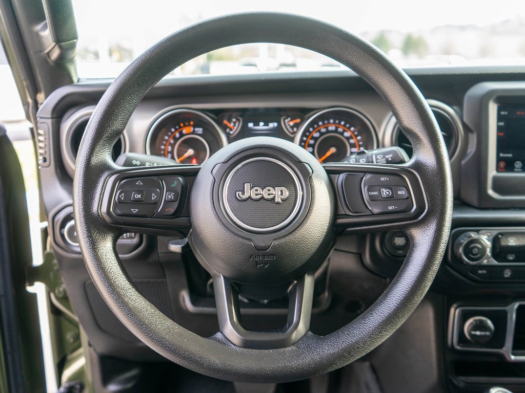 Used 2022 Jeep Wrangler Unlimited Sport image 14