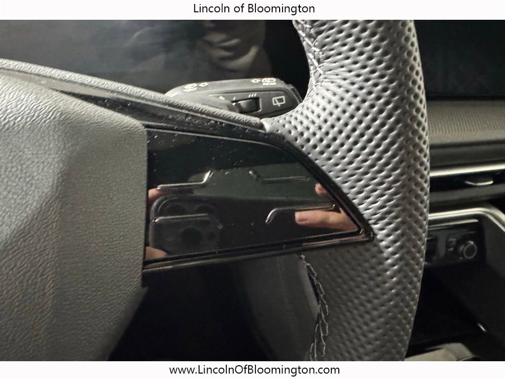 Used 2025 Audi SQ5 Prestige w/ Prestige Package image 49