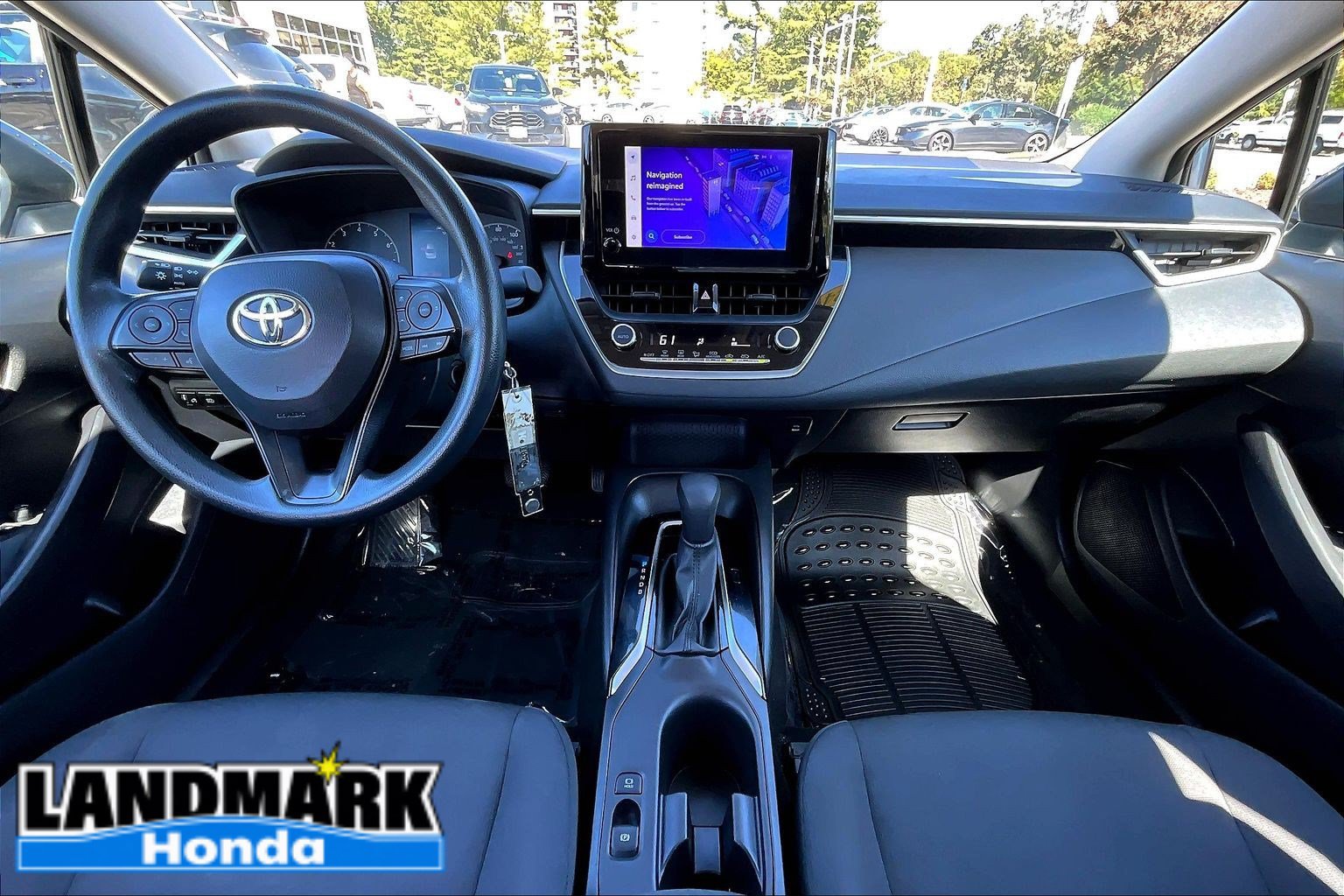 Used 2024 Toyota Corolla LE FWD image 15