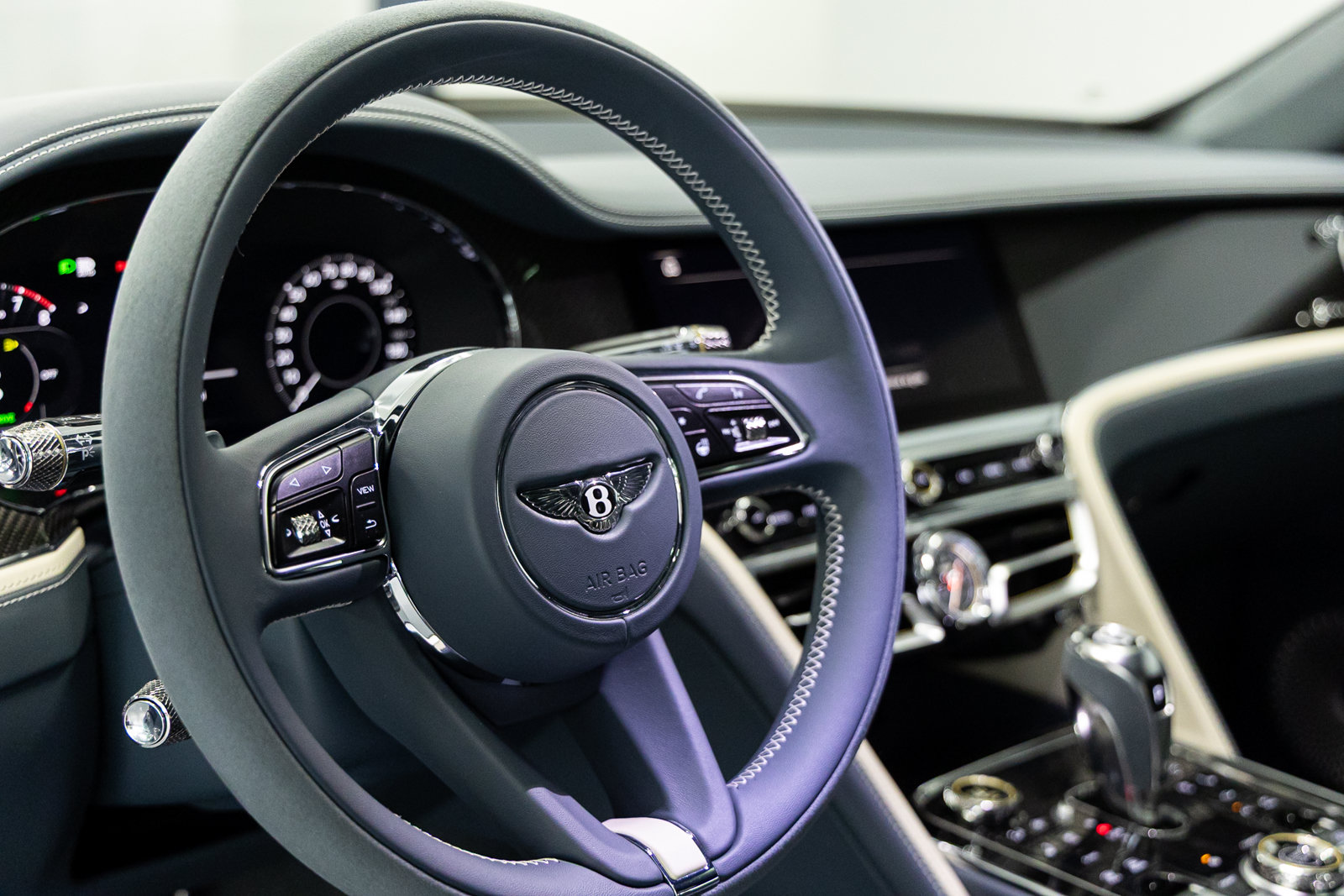 New 2026 Bentley Flying Spur Plug-In Hybrid AWD/4WD image 33