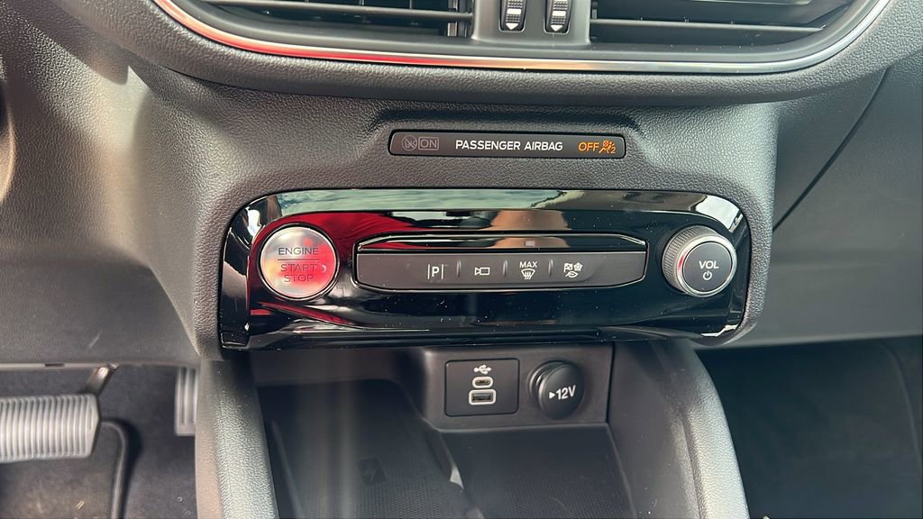 New 2025 Ford Escape Plug-in Hybrid w/ PHEV Premium Package image 22