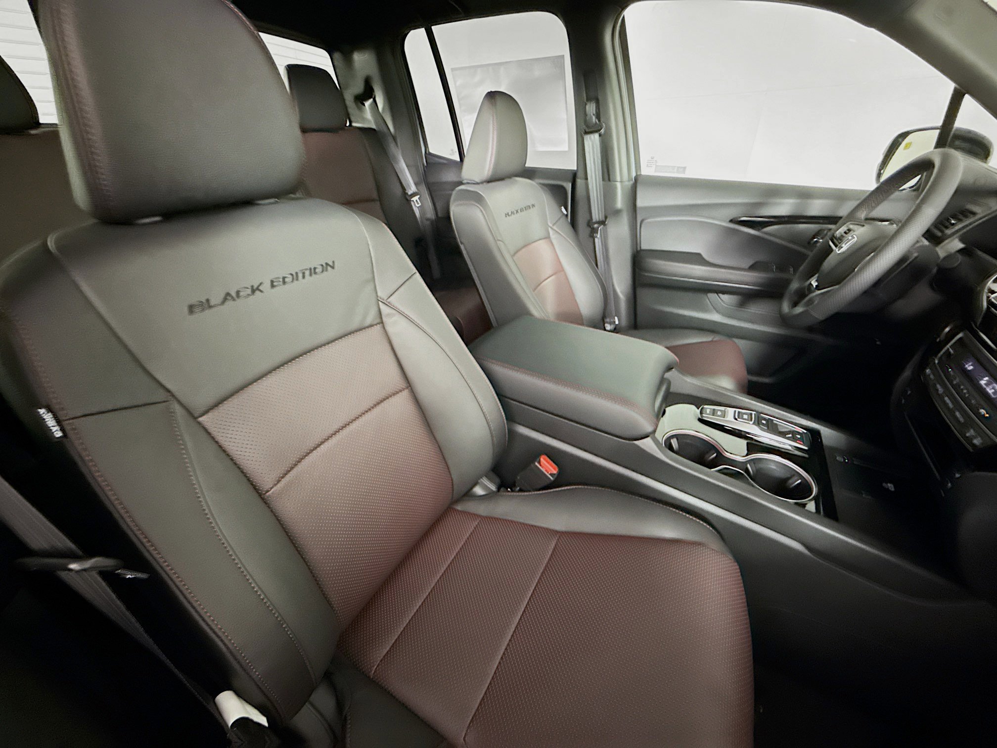 New 2026 Honda Ridgeline Black Edition image 37