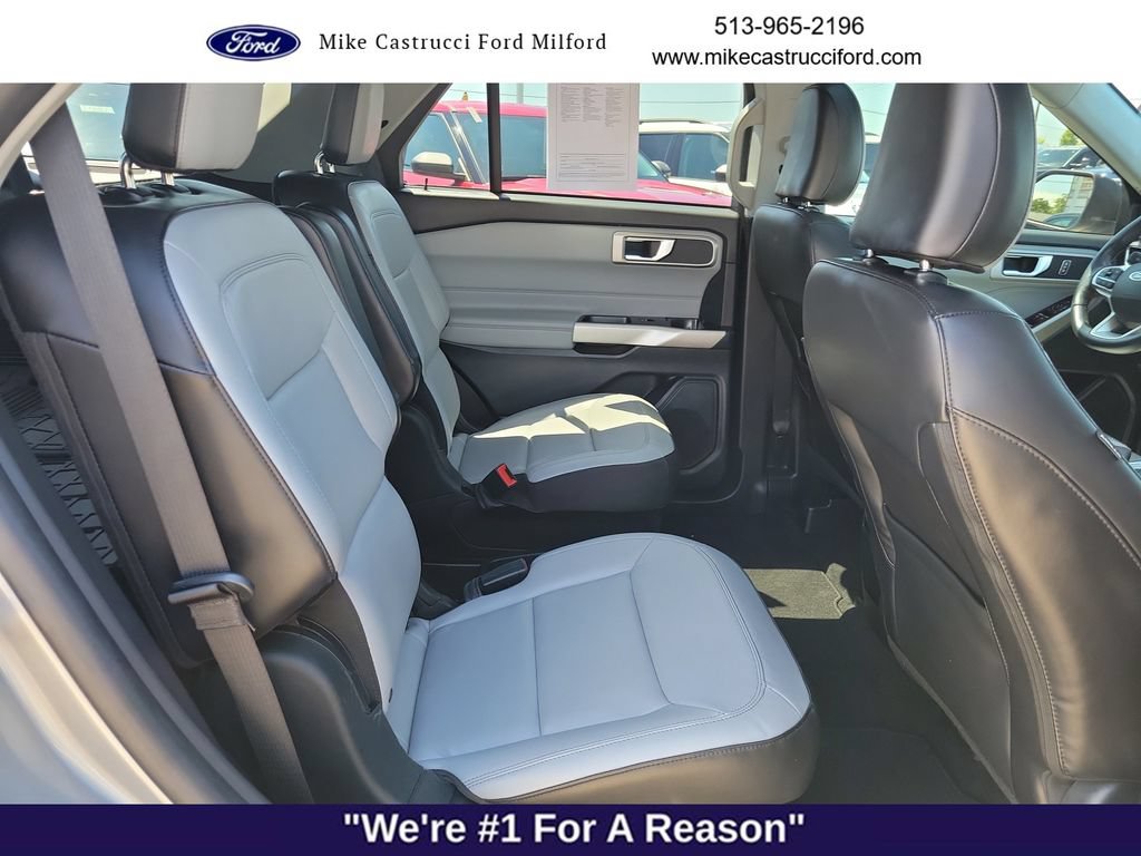 Certified 2021 Ford Explorer XLT w/ Equipment Group 202A AWD/4WD image 27