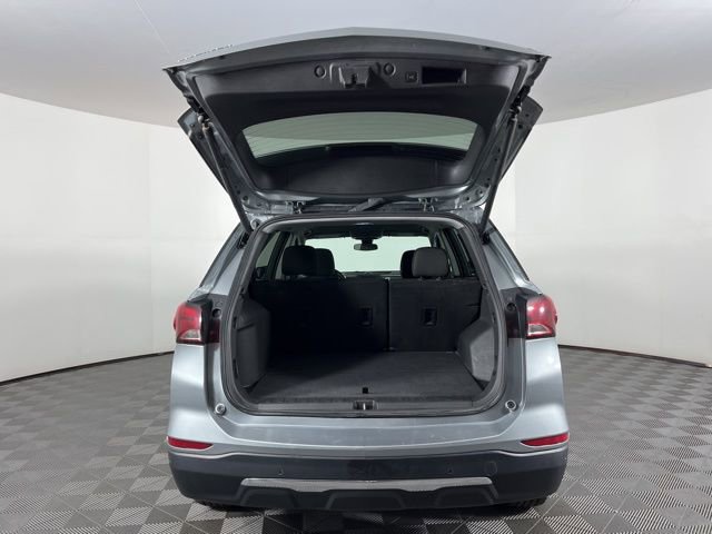 Used 2024 Chevrolet Equinox LT image 48