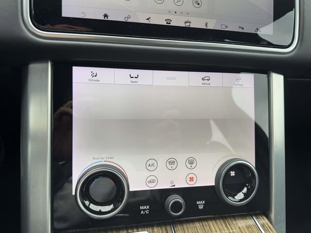 Used 2019 Land Rover Range Rover Supercharged AWD/4WD image 30