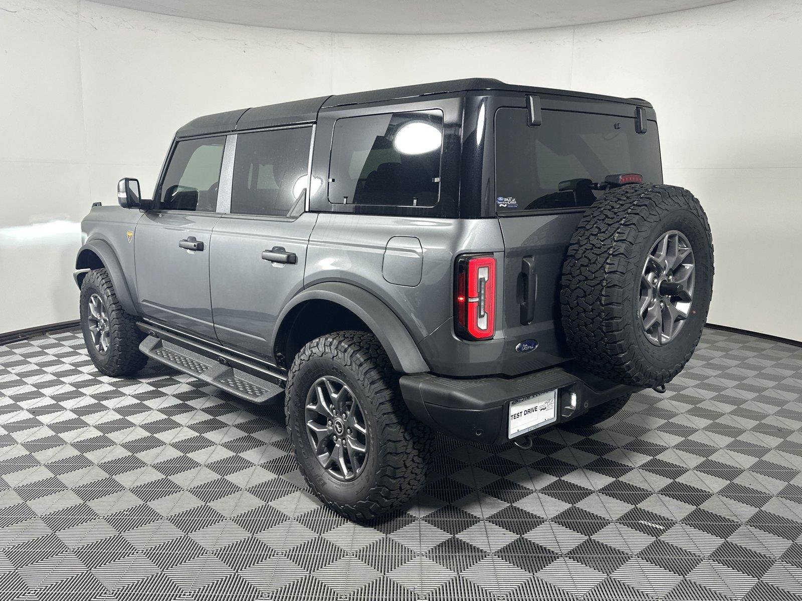 New 2025 Ford Bronco Badlands AWD/4WD image 5