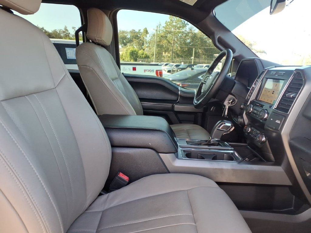 Used 2019 Ford F150 XLT w/ Equipment Group 302A Luxury AWD/4WD image 11