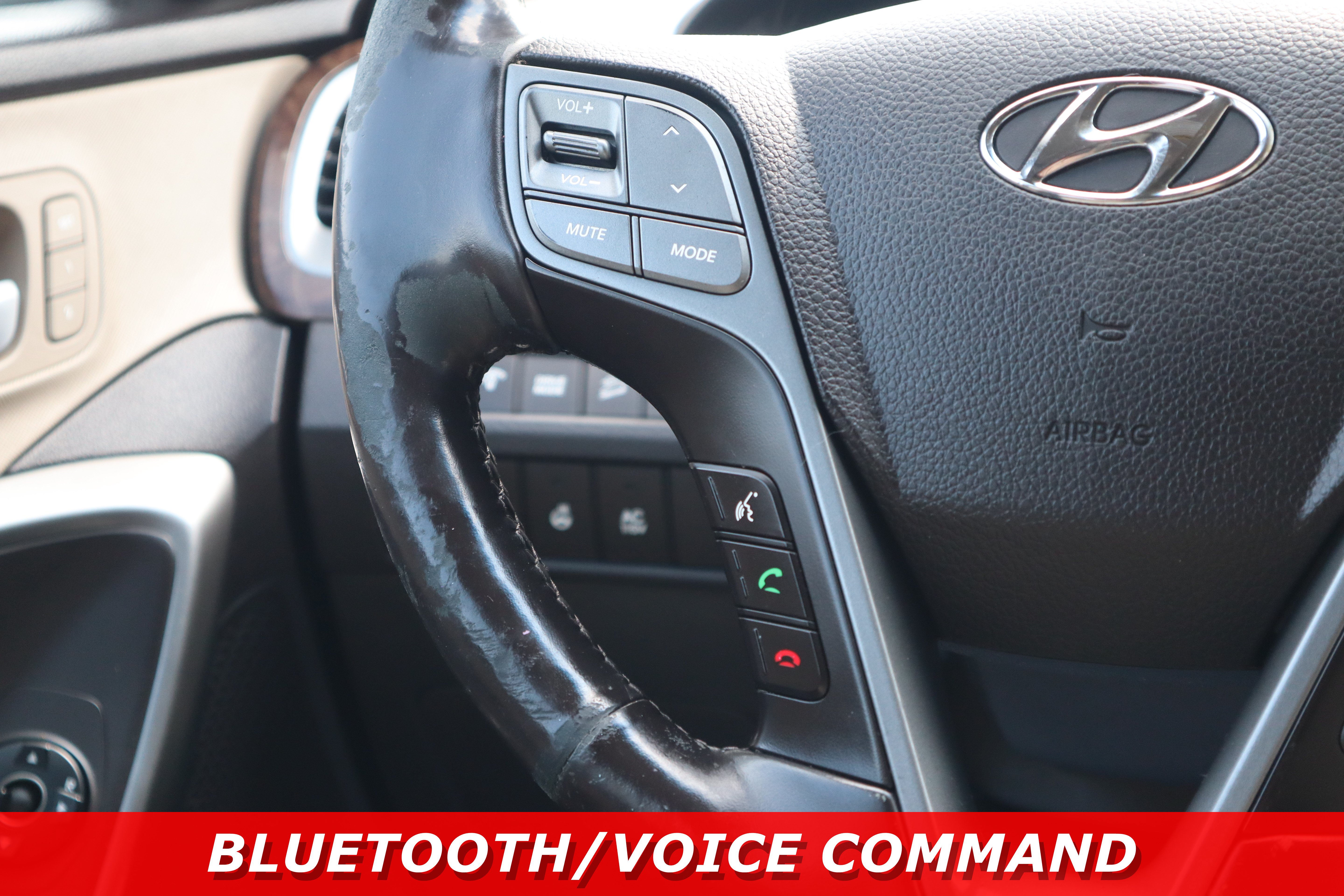 Used 2019 Hyundai Santa Fe XL FWD image 16