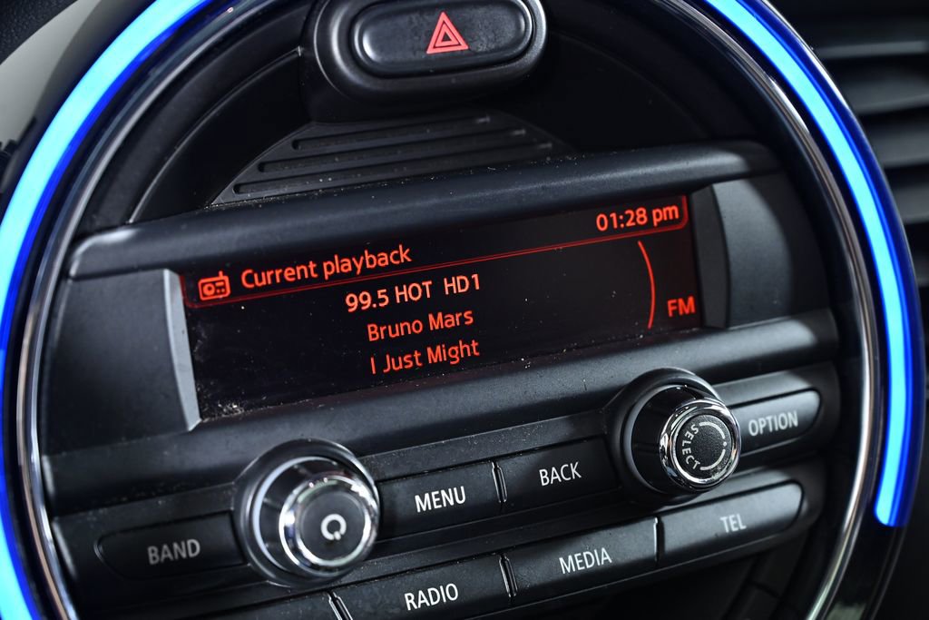 Used 2015 MINI Cooper 2-Door Hardtop FWD image 14