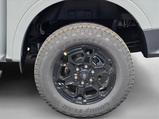 New 2026 Ford Ranger XLT w/ Black Appearance Package RWD image 9