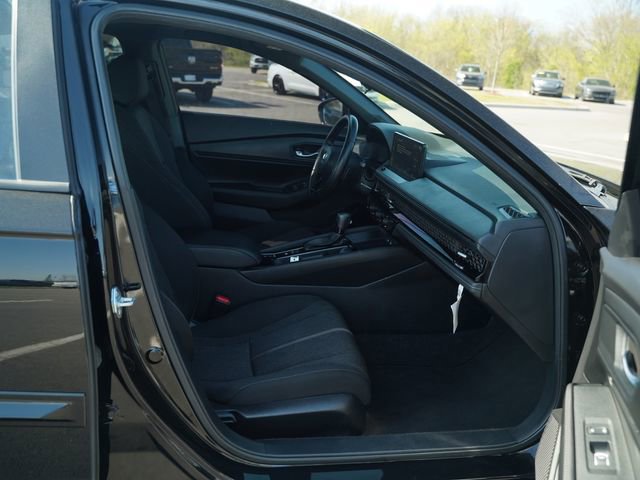 Used 2023 Honda Accord Sport image 20