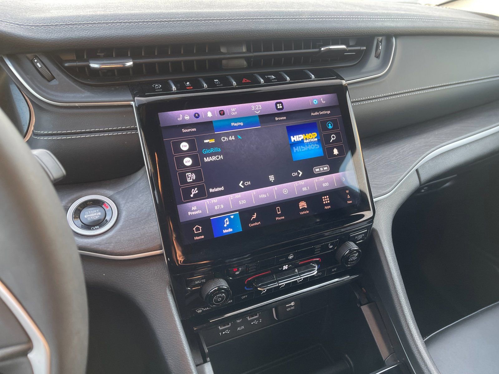 Used 2024 Jeep Grand Cherokee Limited w/ Trailer Tow Package image 20