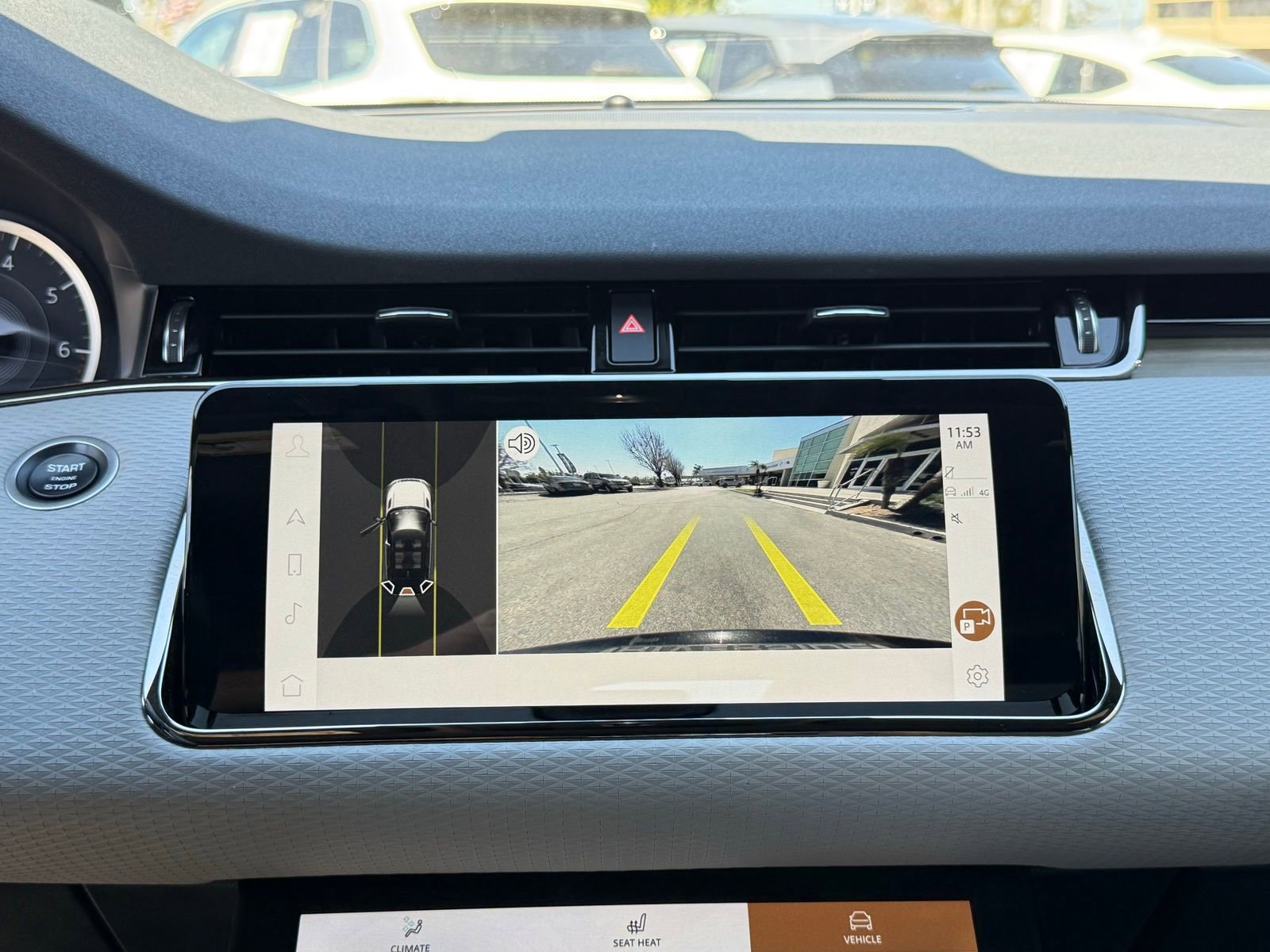 Used 2023 Land Rover Range Rover Evoque R-Dynamic S image 30