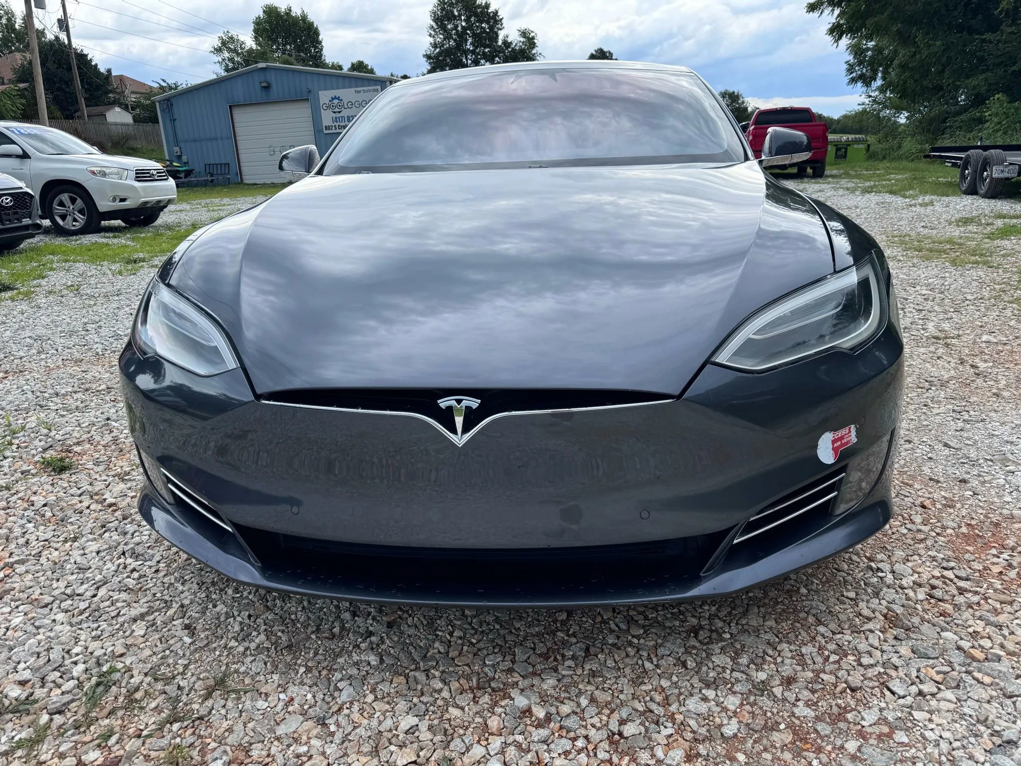 Used 2017 Tesla Model S 75 image 2