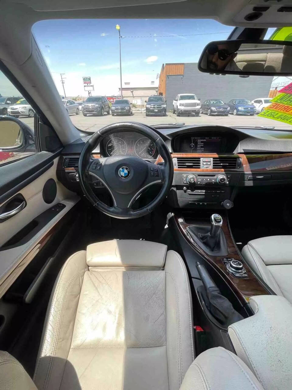 Used 2011 BMW 335i xDrive Coupe image 10