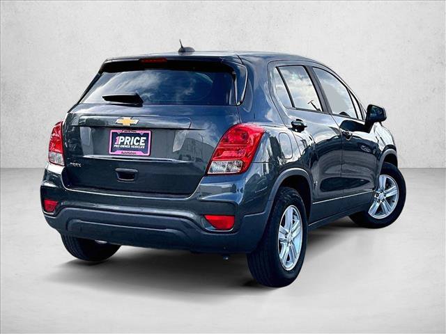 Used 2020 Chevrolet Trax LS FWD image 2