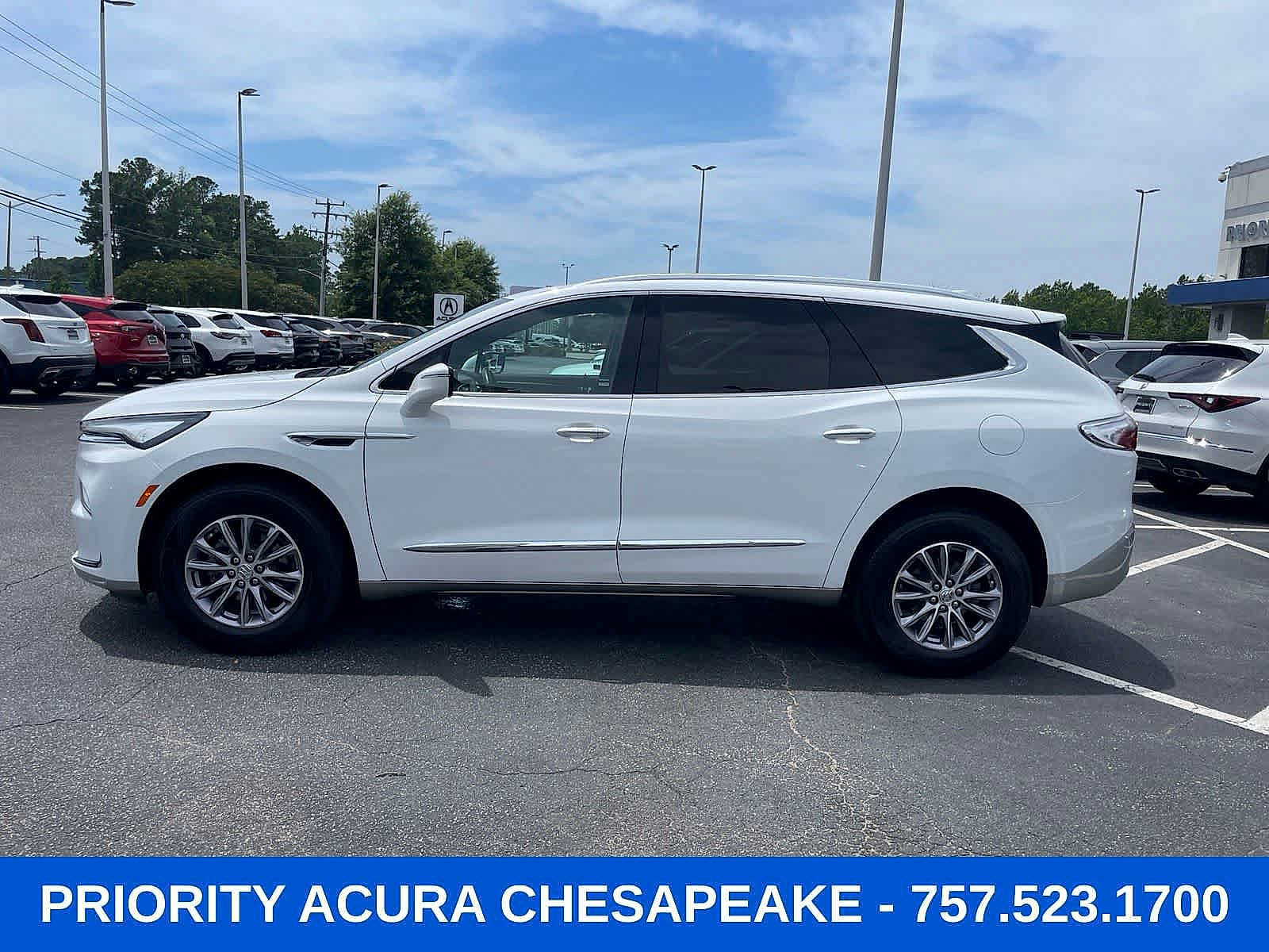 Used 2023 Buick Enclave Essence FWD video 2