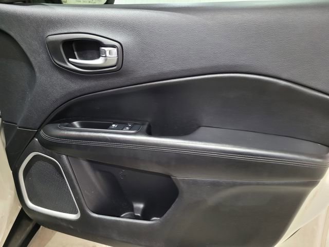 Used 2019 Jeep Compass Altitude image 50