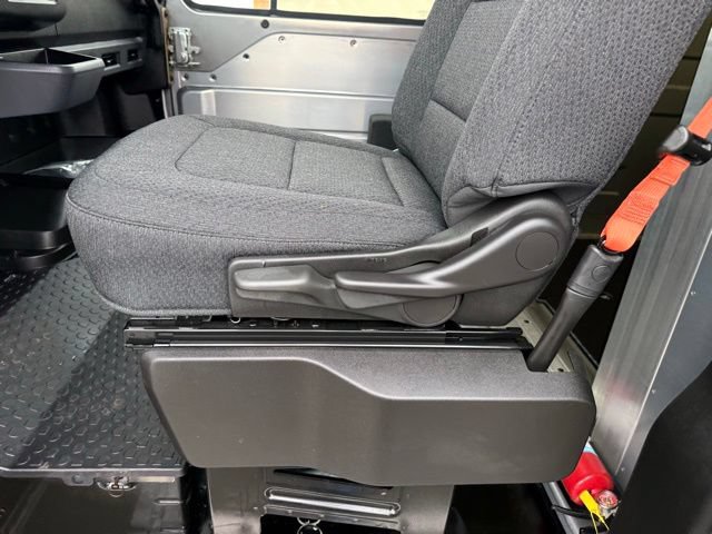 Used 2024 Chevrolet Brightdrop 400 w/ Commercial Equipment Package AWD/4WD image 9