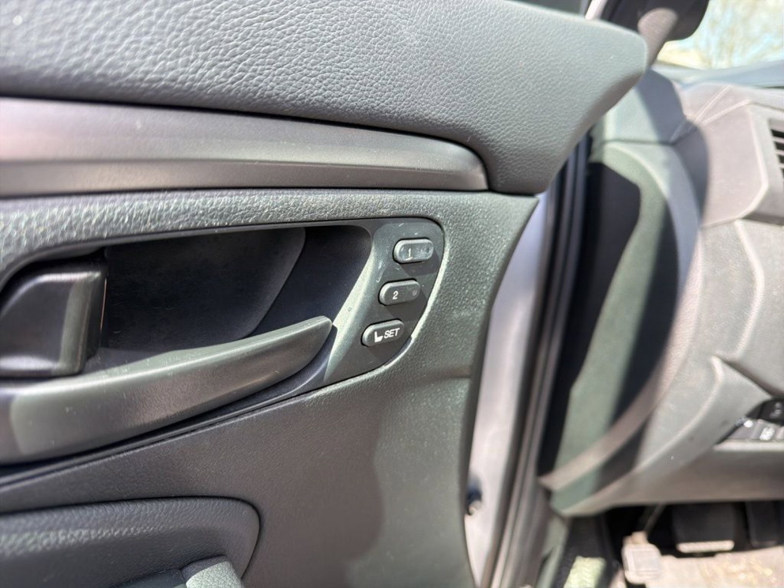 Used 2023 Honda Passport EX-L image 28