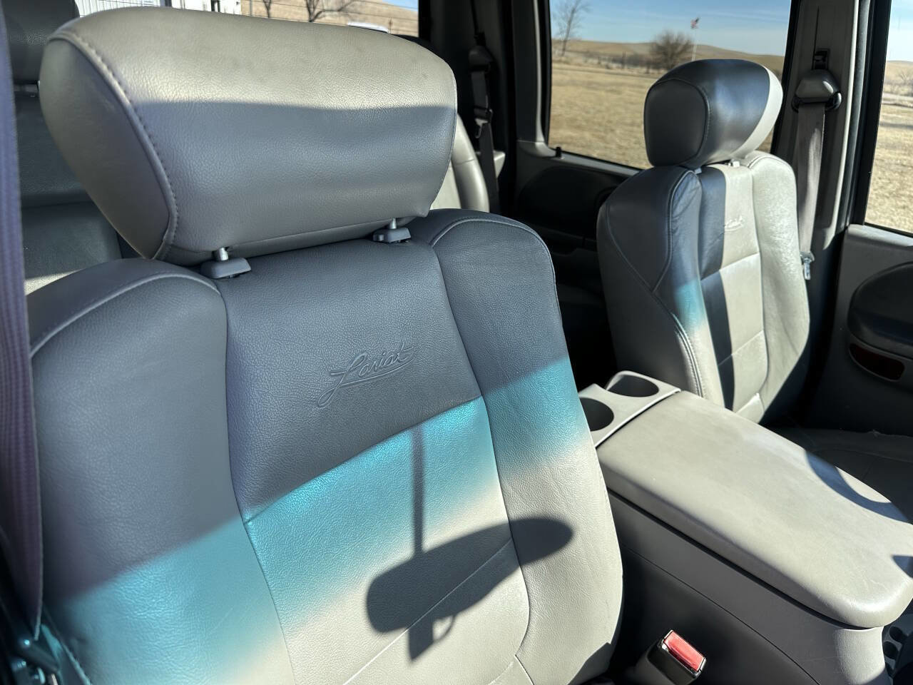 Used 2003 Ford F150 Lariat AWD/4WD image 23