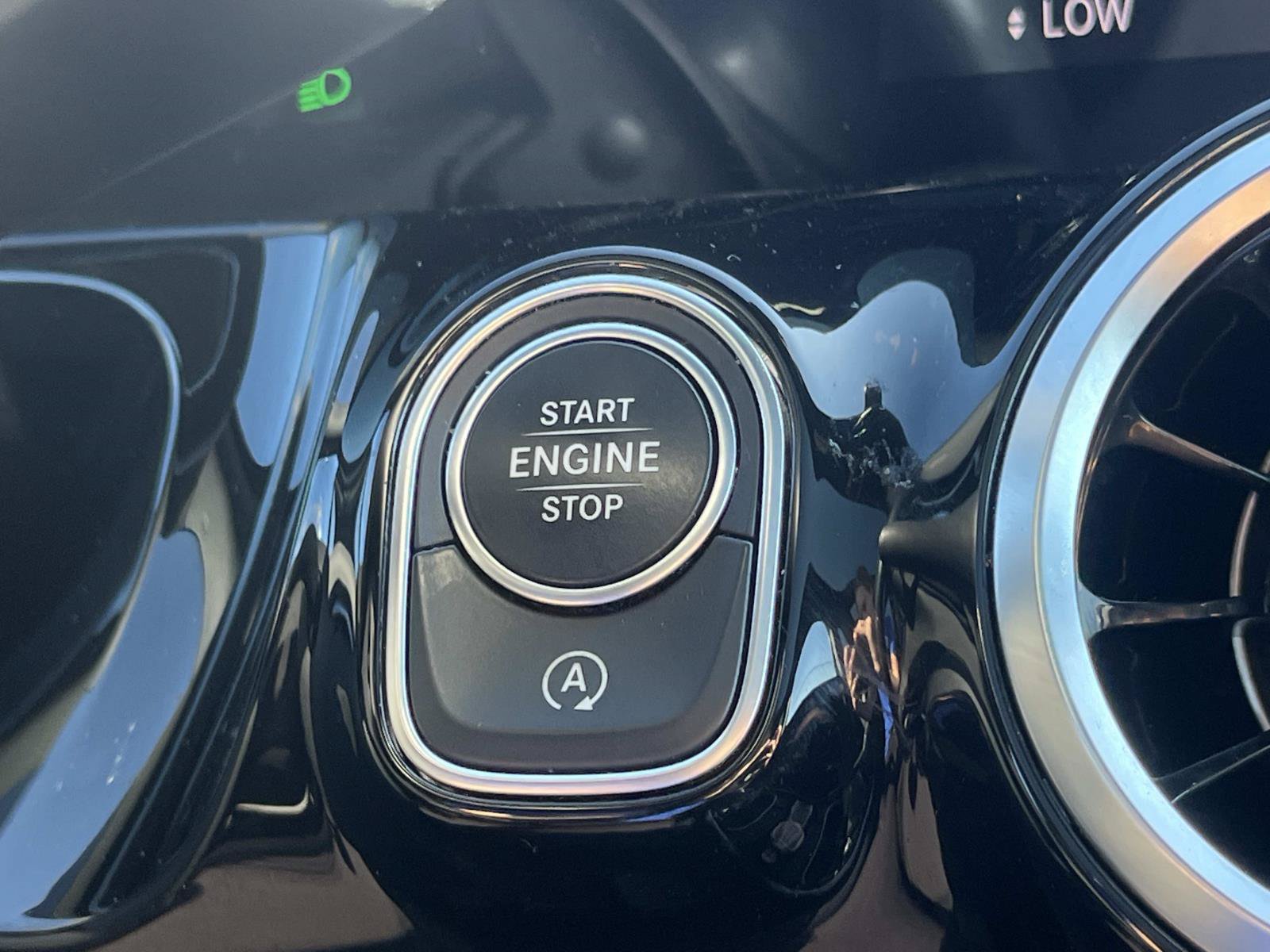 Used 2021 Mercedes-Benz GLA 250 4MATIC image 39