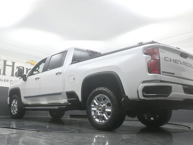 Used 2024 Chevrolet Silverado 3500 High Country w/ High Country Premium Package AWD/4WD image 5