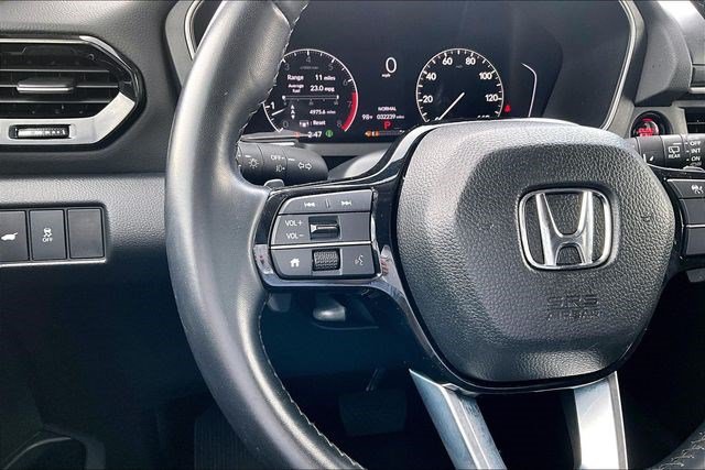 Certified 2025 Honda Pilot Touring image 11