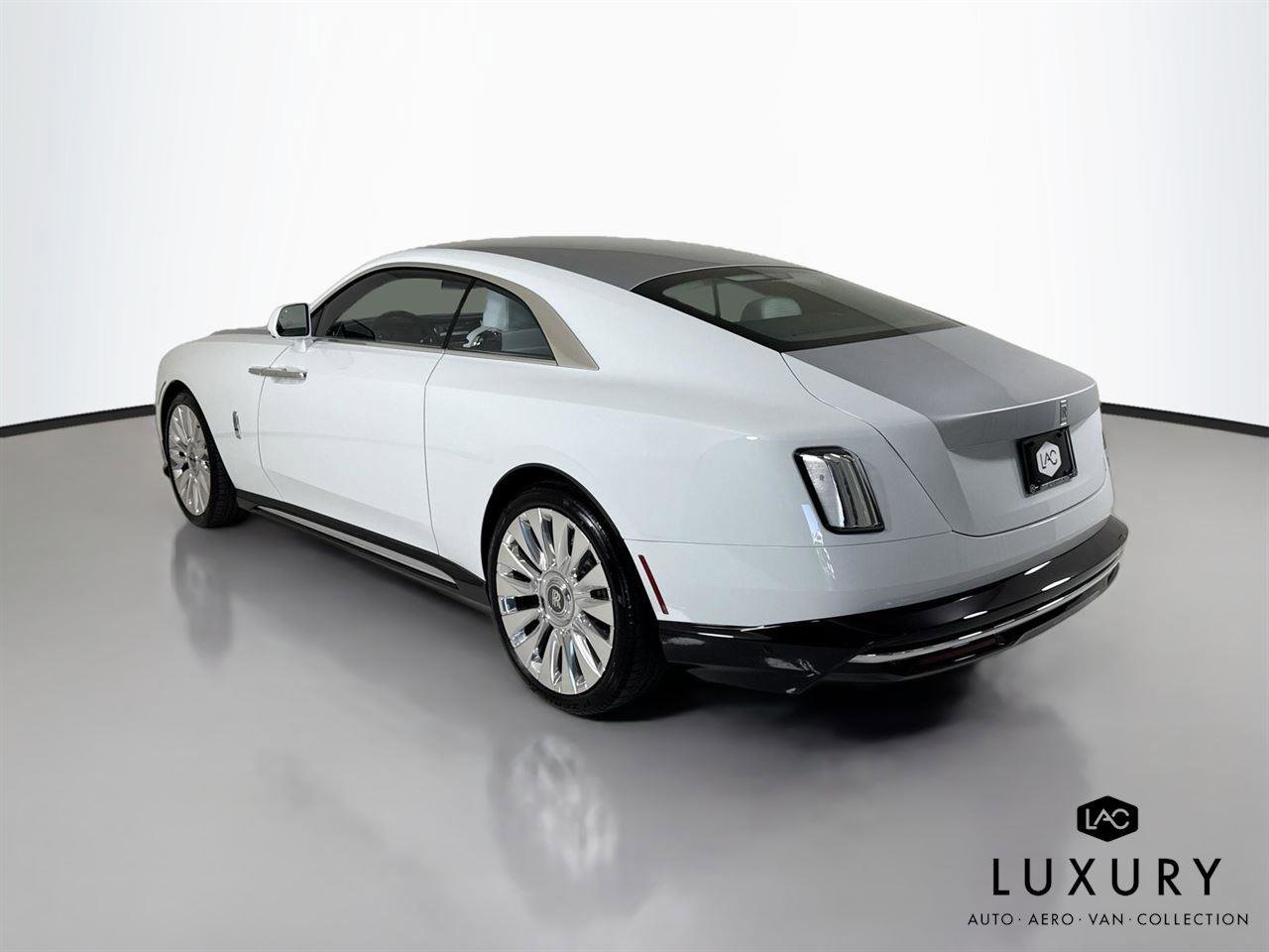 Used 2024 Rolls-Royce Spectre w/ Spectre Launch Package AWD/4WD image 8