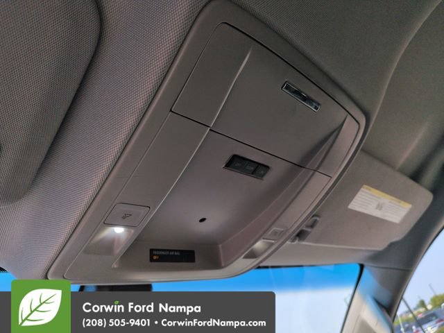 Used 2017 Chevrolet Suburban LS RWD image 21