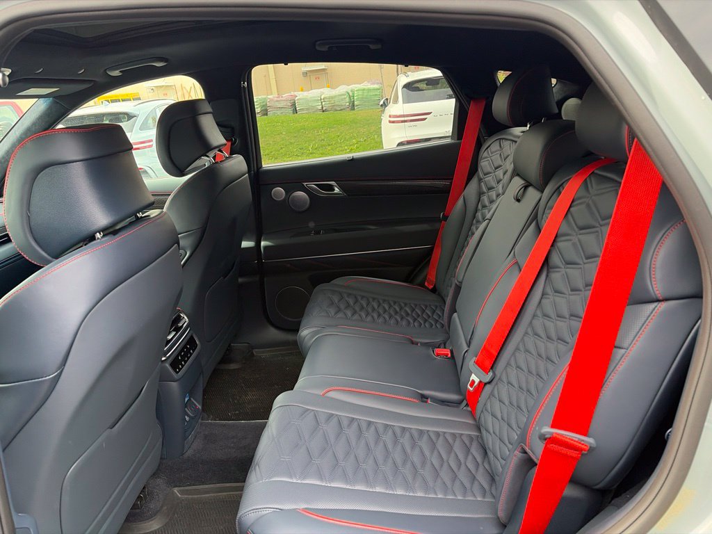 Certified 2026 Genesis GV80 3.5T e-SC AWD/4WD image 19