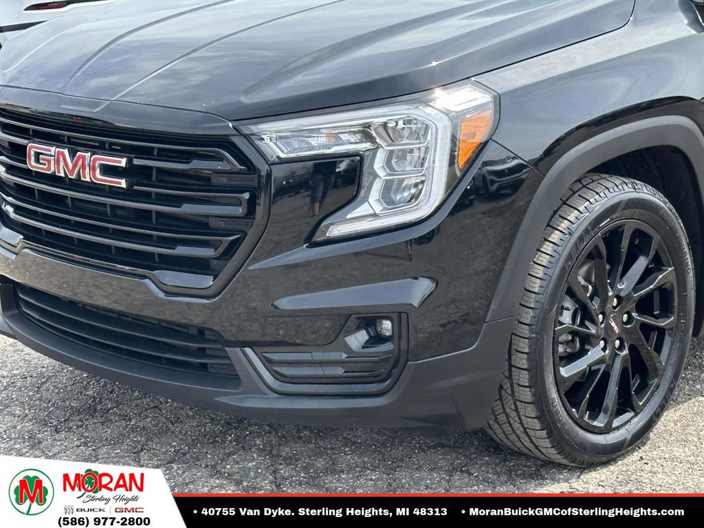 Certified 2023 GMC Terrain SLT w/ Elevation Edition FWD image 8