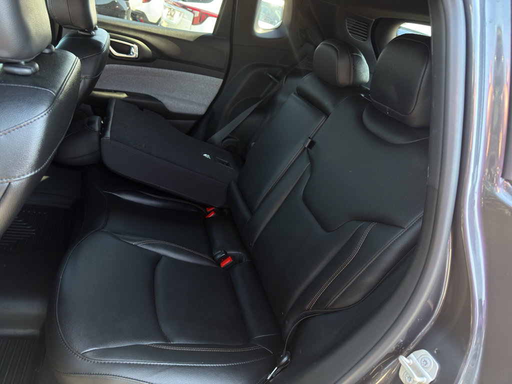 Used 2024 Jeep Compass Latitude AWD/4WD image 47