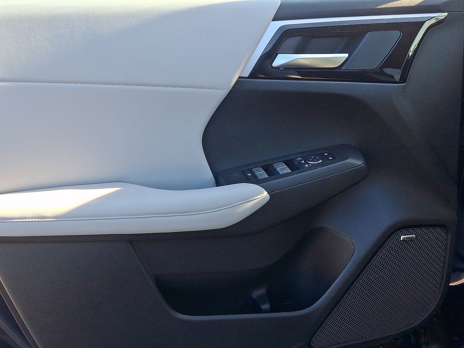 New 2026 Mitsubishi Outlander SE AWD/4WD image 11