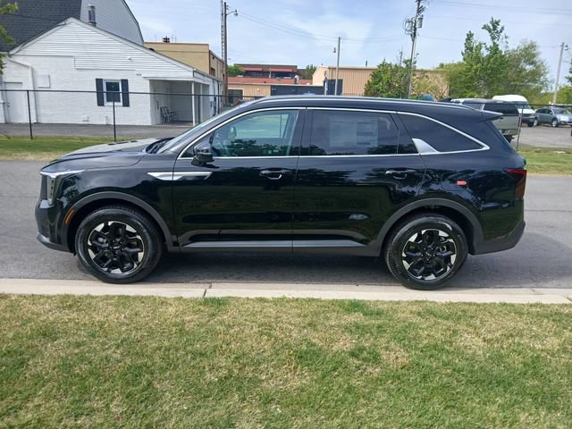 New 2026 Kia Sorento S AWD/4WD image 3